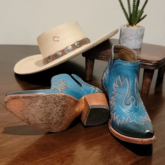 Ariat 6.5 turquoise Dixon bootie - Picture 4 of 5